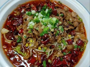 以《食之契约：细碎绿佐料的神秘面纱》为中心，解析餐厅佐料文字描述对应表分享的奥秘